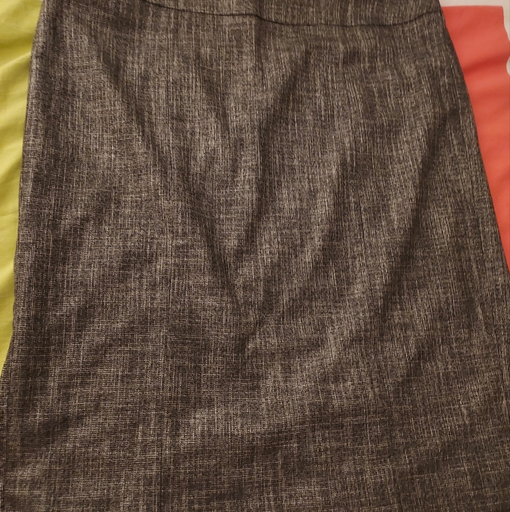 White House Black Market Sexy Pencil  Skirt